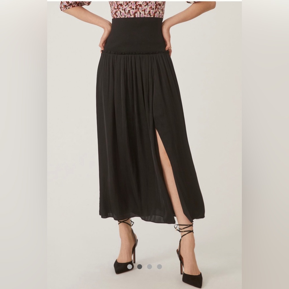 Anthropologie 🖤 Elegant Black Full Skirt : NWOT